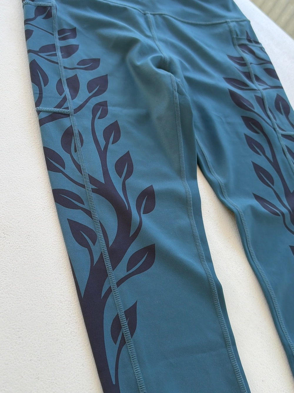 Constantly Varied Gear Teal Leggings with Navy Leaf Motif - Picture 2 of 8